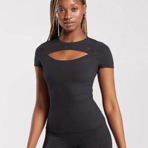 Gymshark elevate short sleeve top in black